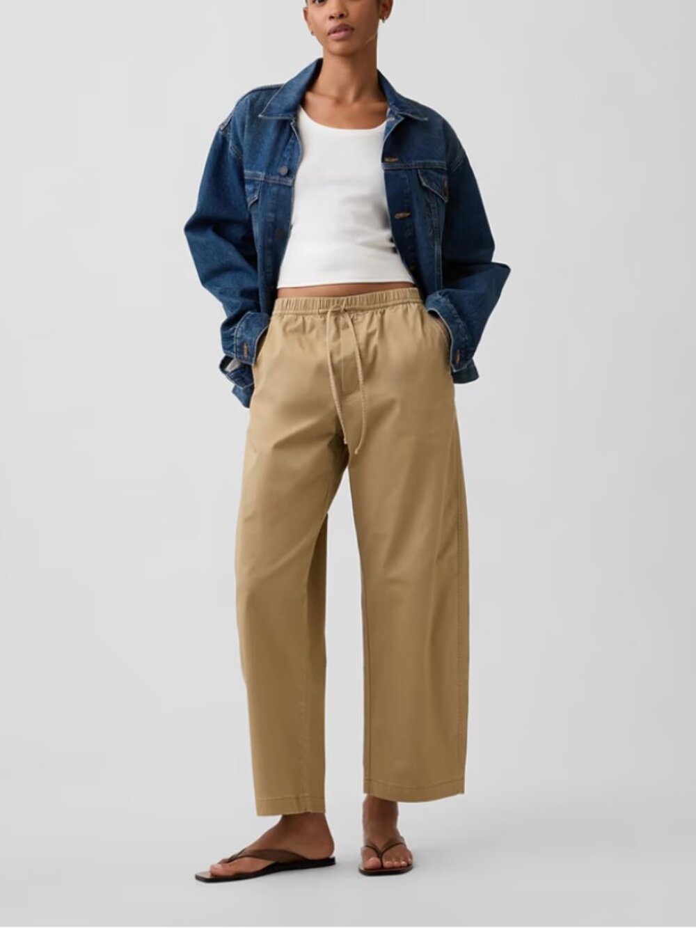 NWT Gap Womens Mid-Rise Drawstring Easy Barrel Khaki Pants, Size: M
